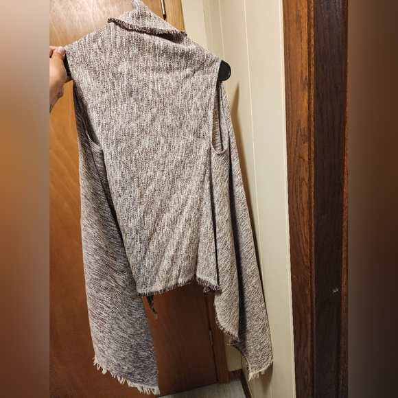 Express Sleeveless Cardigan Women's Poncho Boho One Size Tan/Beige - Picture 6 of 6